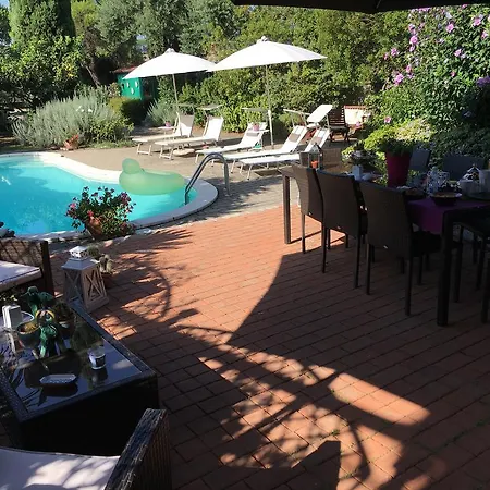 Frühstückspension Il Giardino Di Armida 2*